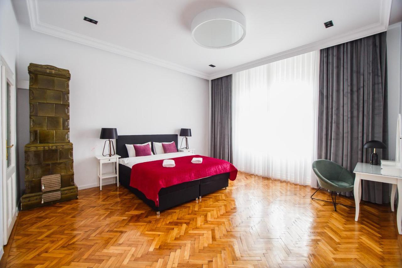 Spacious Riverviews Apartment Near Piata Unirii 拉迪亚 外观 照片