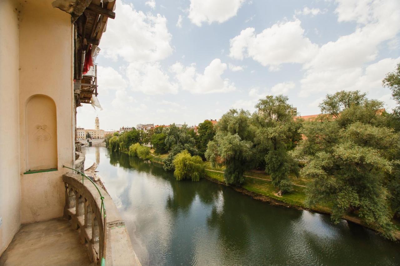 Spacious Riverviews Apartment Near Piata Unirii 拉迪亚 外观 照片