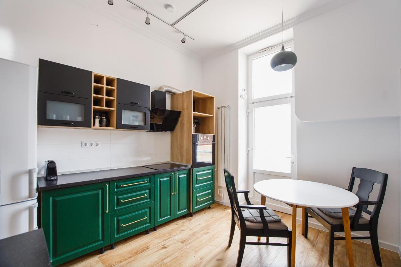 Spacious Riverviews Apartment Near Piata Unirii 拉迪亚 外观 照片
